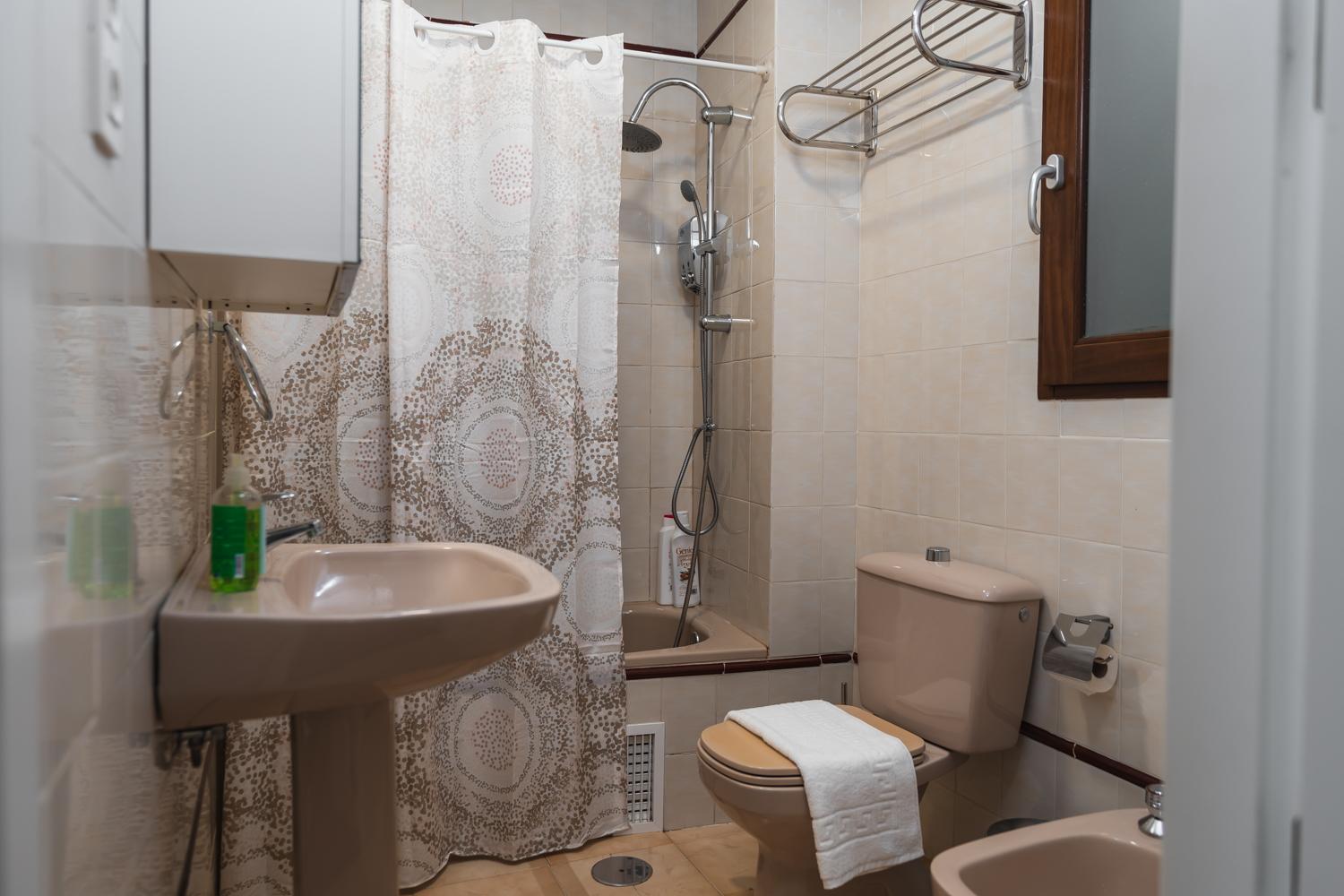 Tuguest Marques De Falces Apartments Granada Ngoại thất bức ảnh