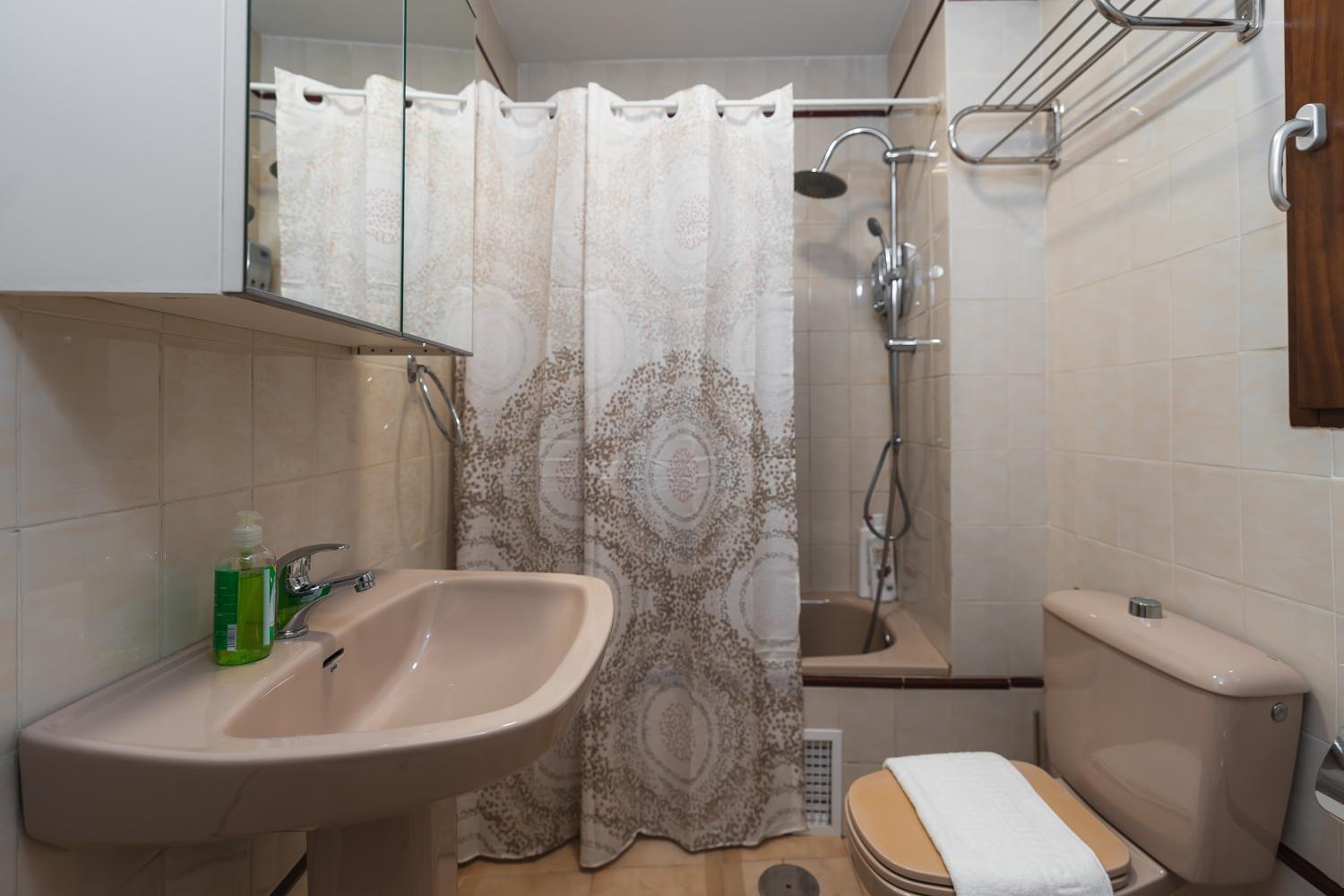 Tuguest Marques De Falces Apartments Granada Ngoại thất bức ảnh