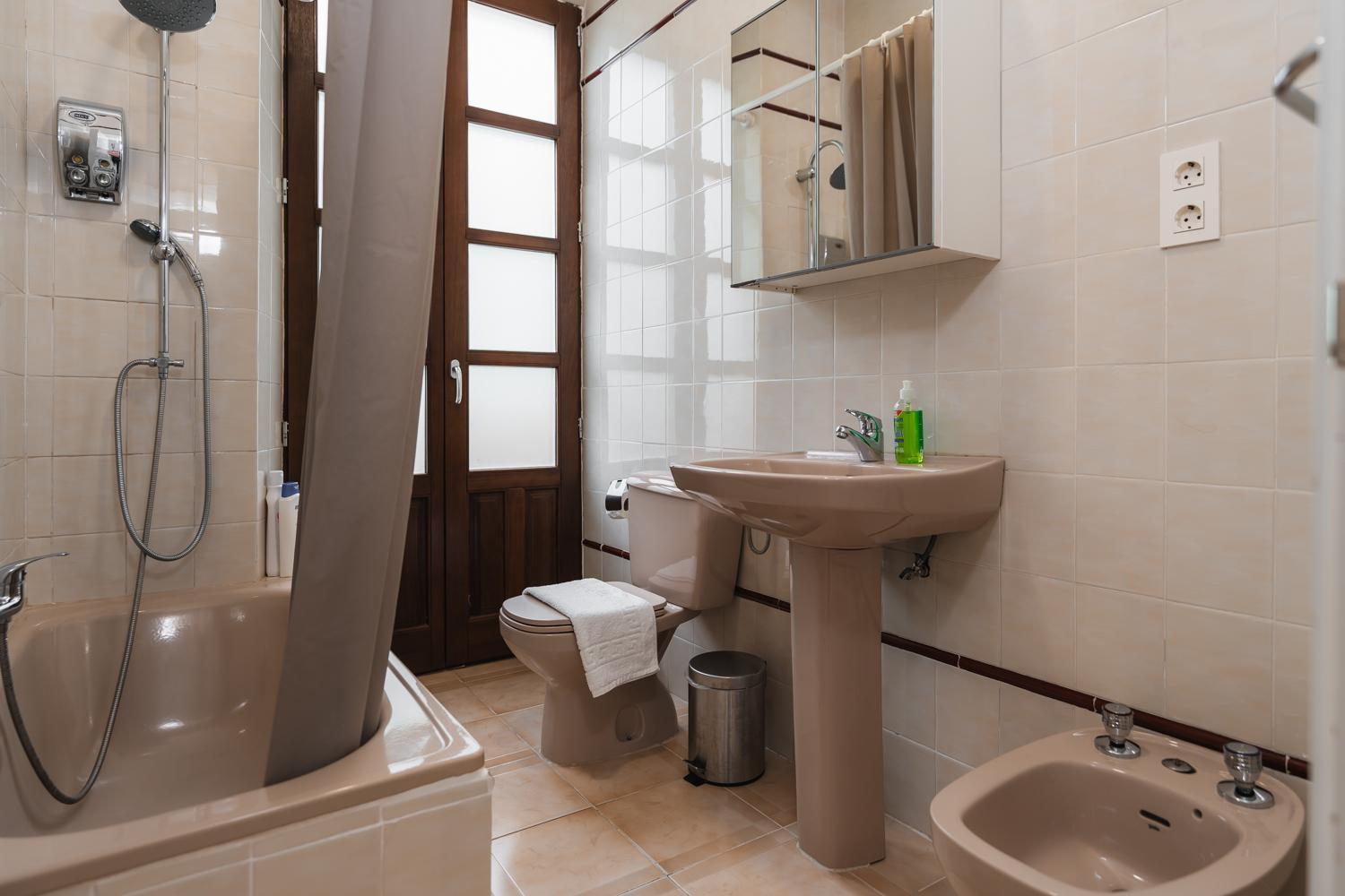 Tuguest Marques De Falces Apartments Granada Ngoại thất bức ảnh