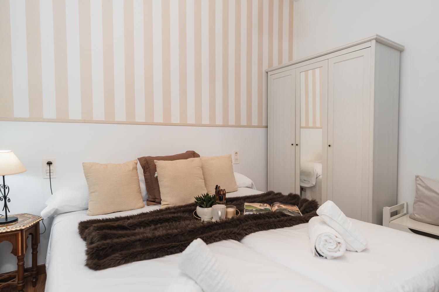 Tuguest Marques De Falces Apartments Granada Ngoại thất bức ảnh